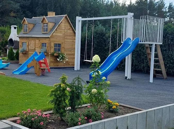 Cykada 4 民宿 奥斯特罗沃