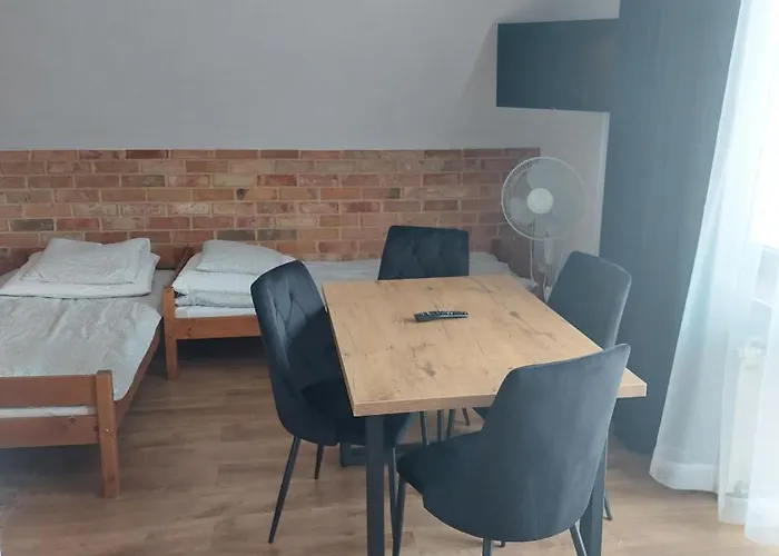 Cykada 4 * 奥斯特罗沃