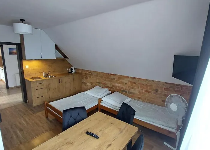 Cykada 4 * 奥斯特罗沃