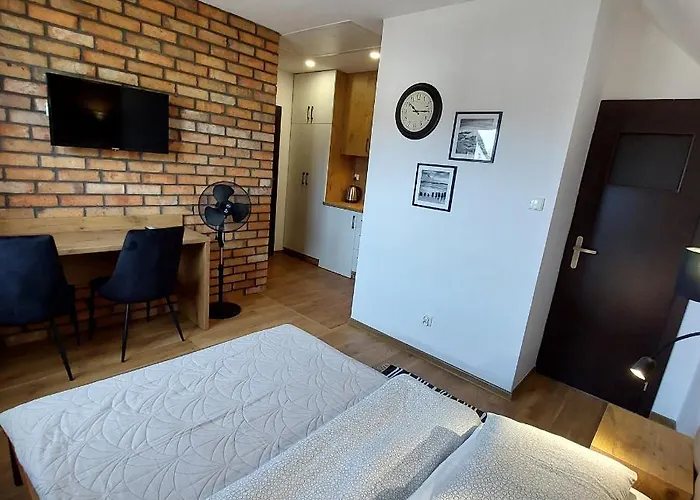 民宿 Cykada 4 奥斯特罗沃